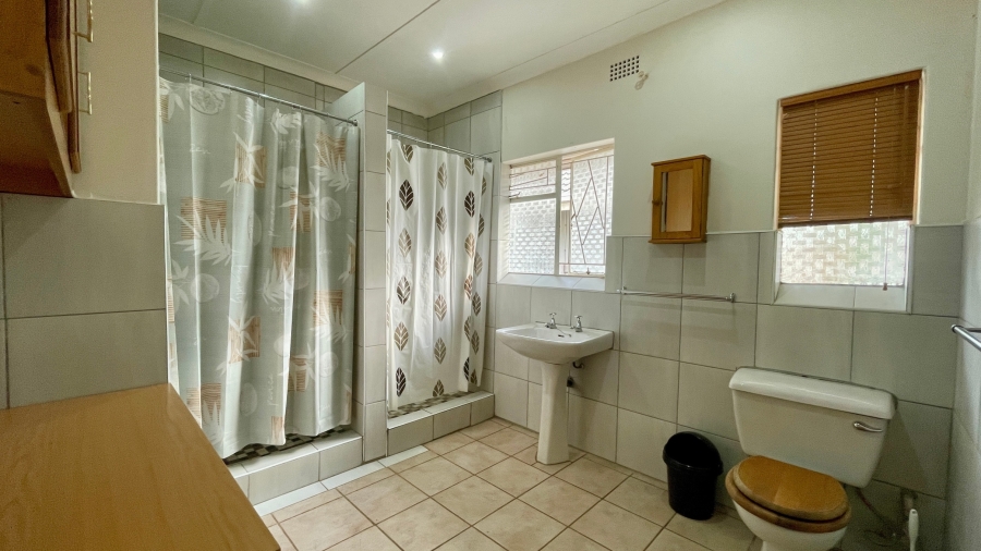 13 Bedroom Property for Sale in Neserhof North West